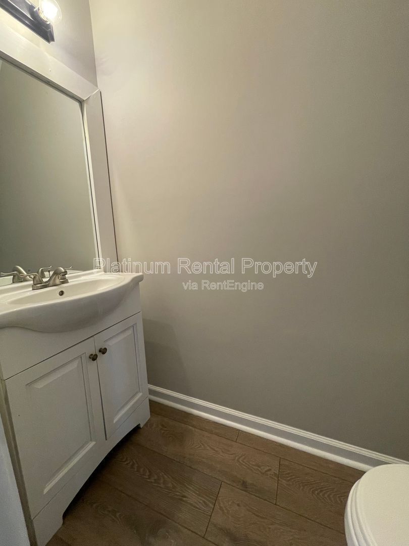 Charming 2-bedroom townhome in a fantastic Kennesaw location by Platinum Property Management Services, Inc. property image