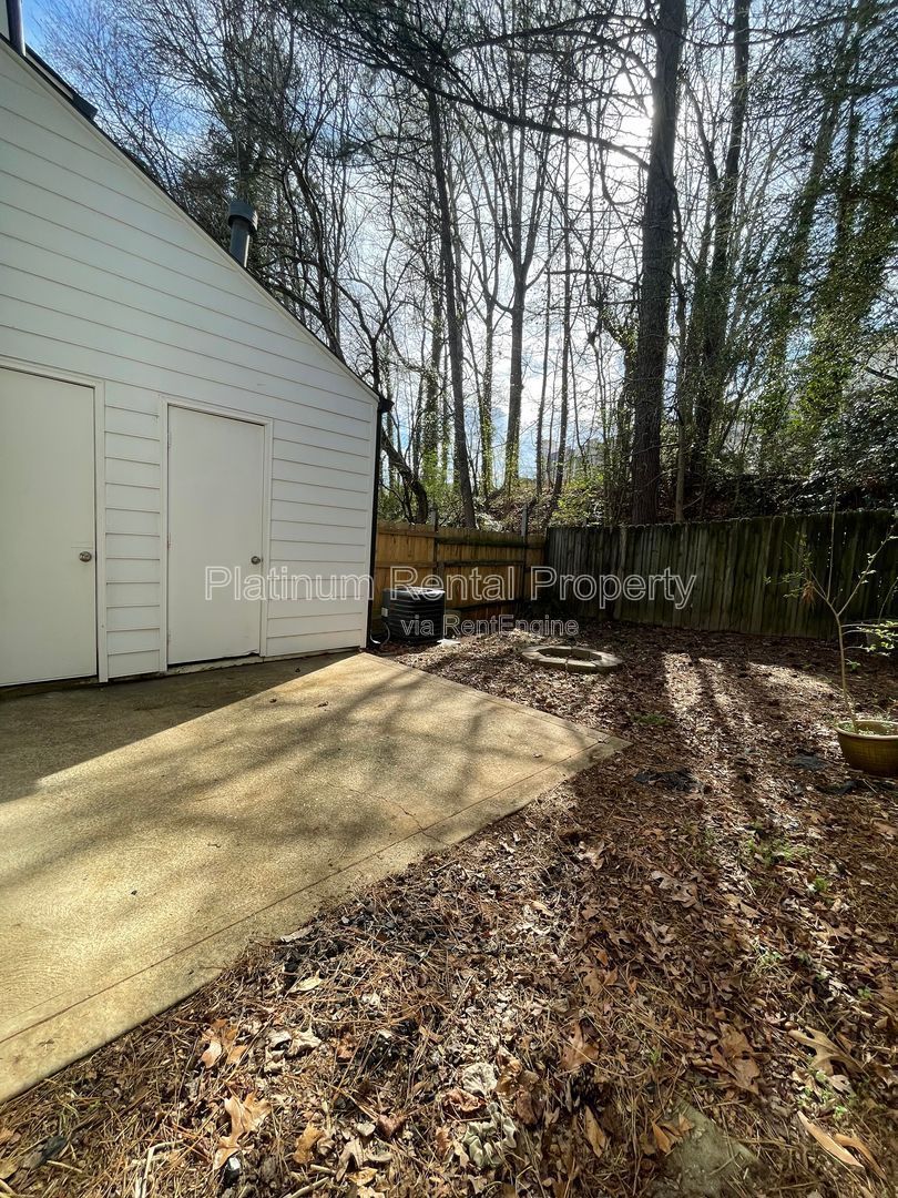 Charming 2-bedroom townhome in a fantastic Kennesaw location by Platinum Property Management Services, Inc. property image