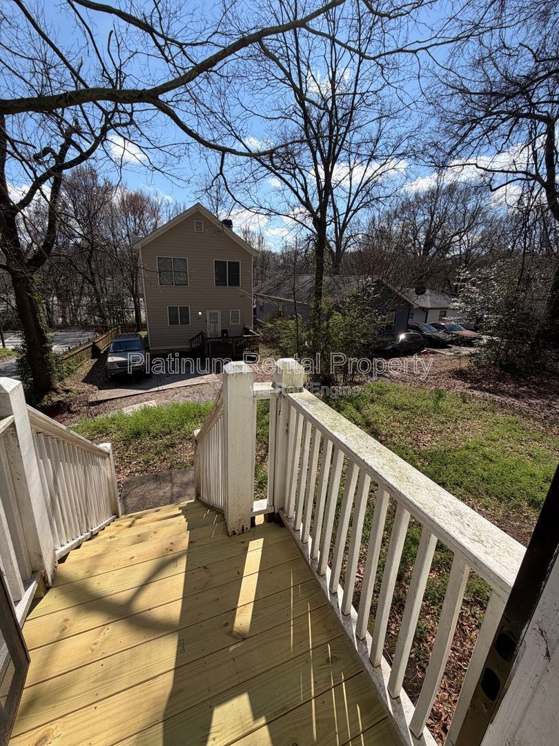 Updated and Renovated 3 Bedroom home in Atlanta by Platinum Property Management Services, Inc. property image