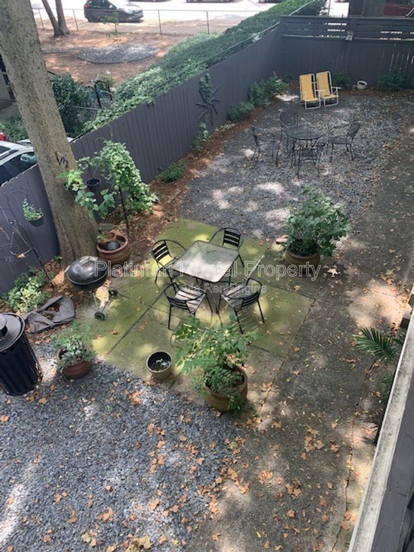 Great Midtown Atlanta 1 Bedroom Apartment For Rent by Platinum Property Management Services, Inc. property image