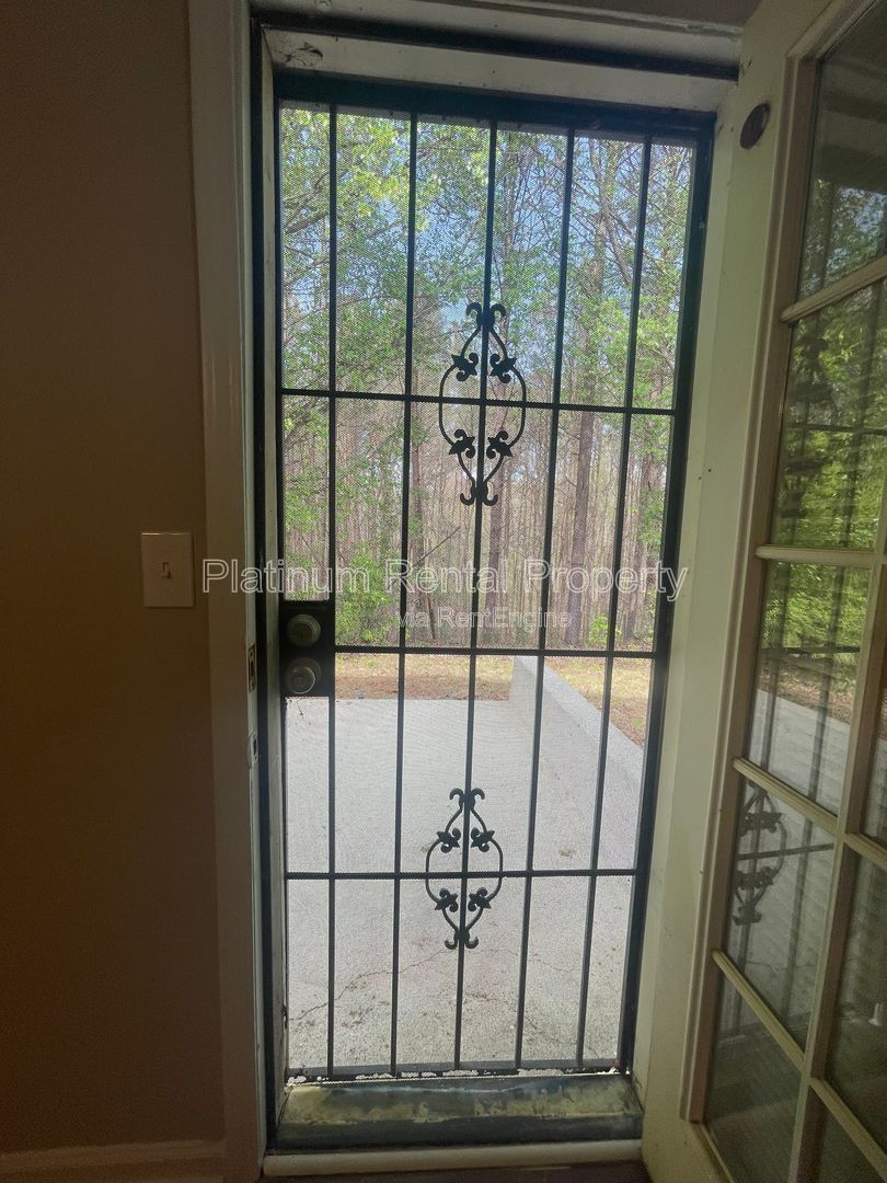 Charming, 3-bedroom home in conveniently located Decatur, by Platinum Property Management Services, Inc. property image