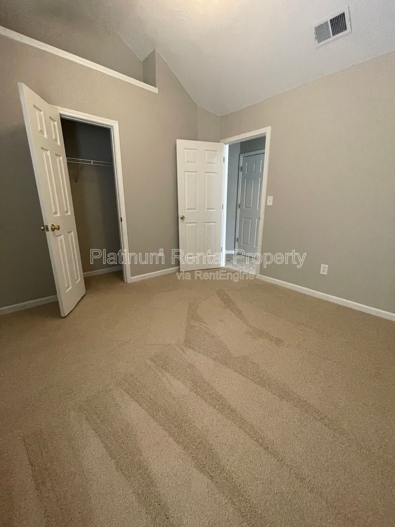 Charming, 3-bedroom home in conveniently located Decatur, by Platinum Property Management Services, Inc. property image