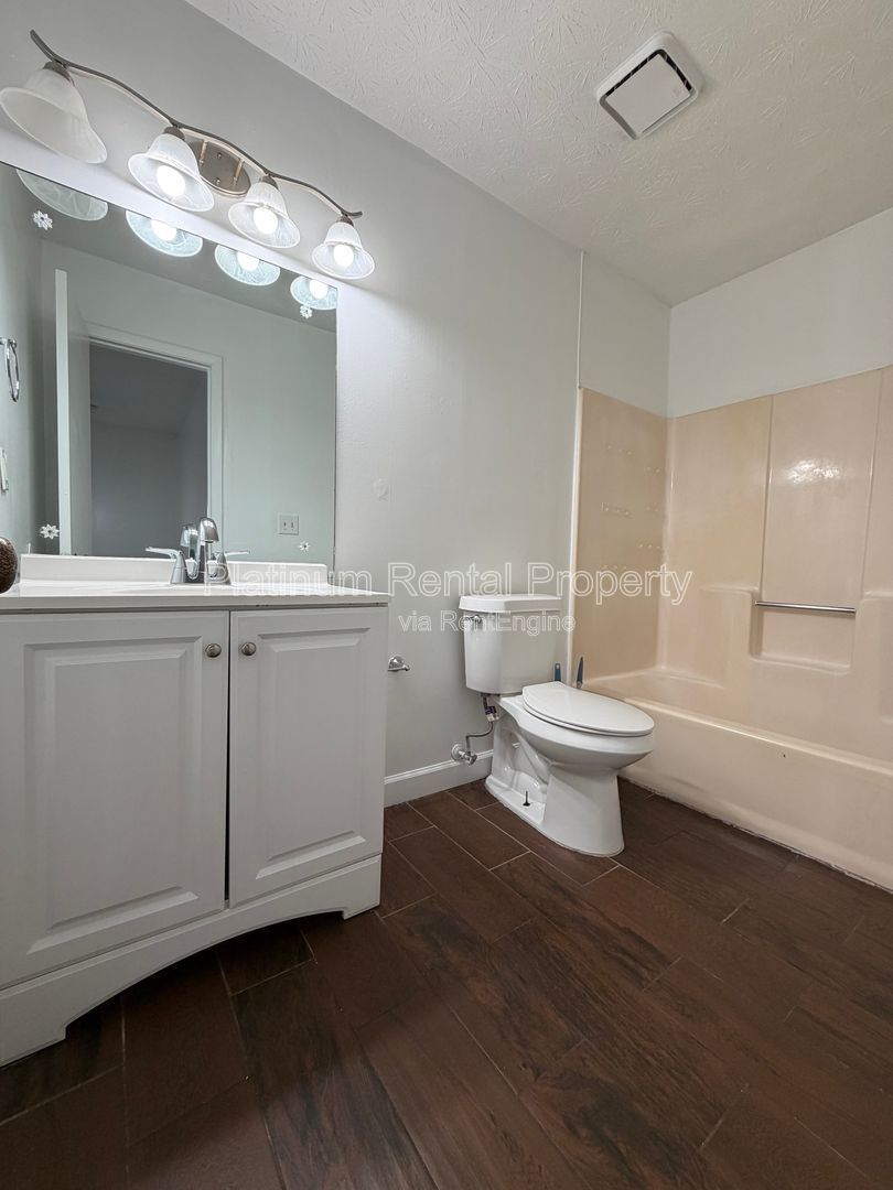 Well maintained 2 Bedroom Unit in Snellville for rent by Platinum Property Management Services, Inc. property image