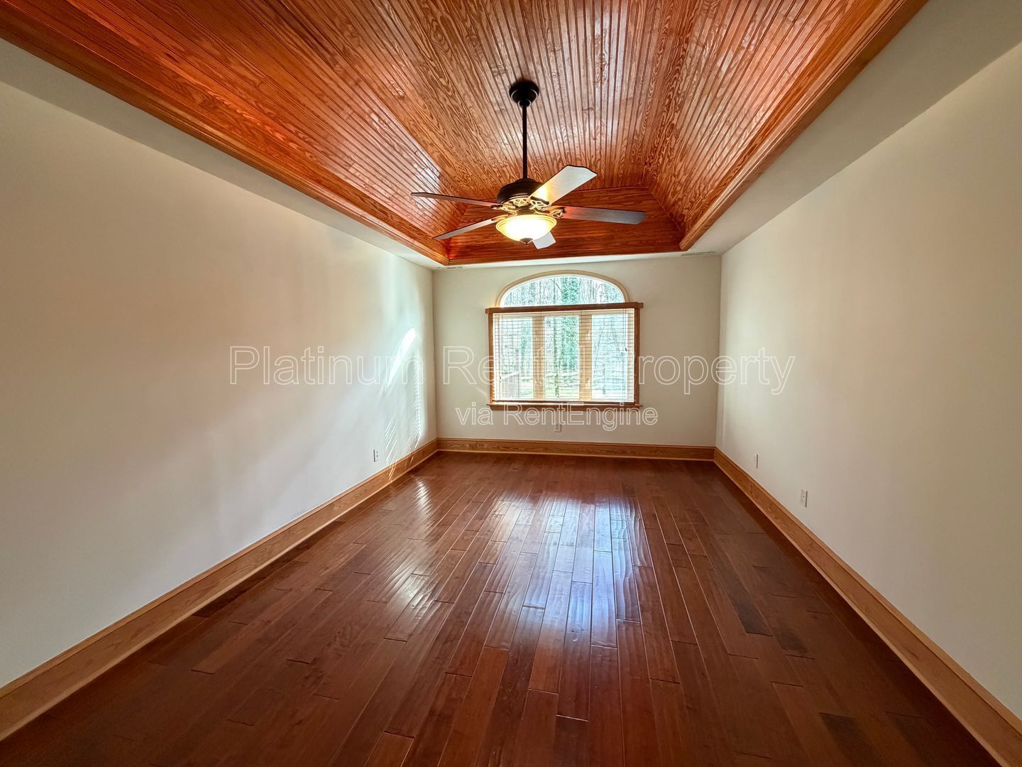 Amazing 3 bedroom home on Lake Lanier in Cumming for rent by Platinum Property Management Services, Inc. property image