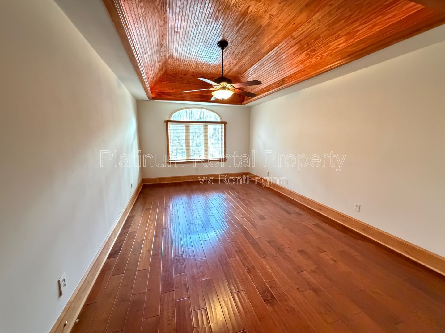 Amazing 3 bedroom home on Lake Lanier in Cumming for rent by Platinum Property Management Services, Inc. property image