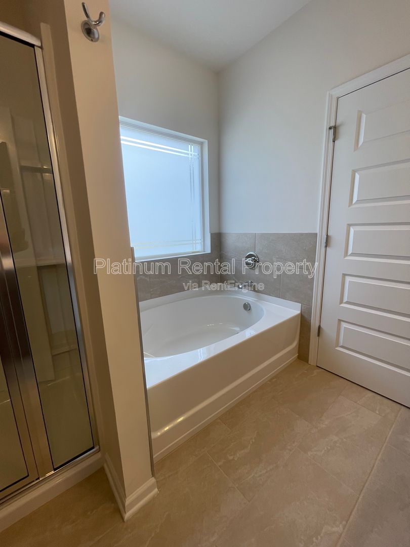 BRAND NEW CONSTRUCTION! RARE- 3 bedroom ranch floorplan in Hoschton, by Platinum Property Management Services, Inc. property image