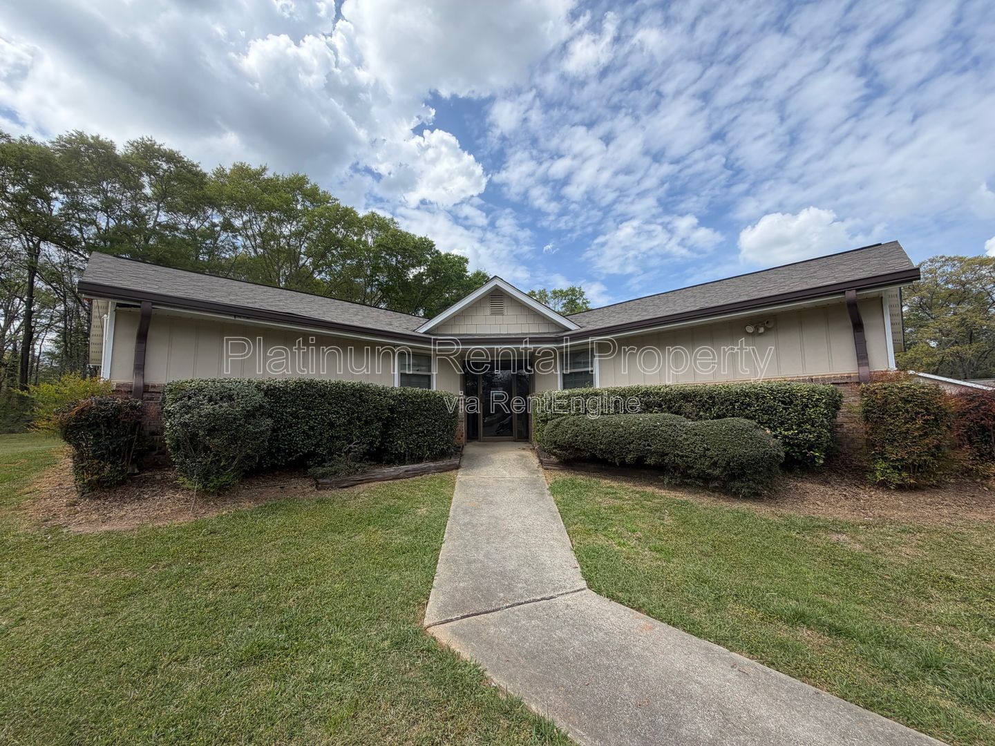 Completely UPDATED 2 bedroom unit in Monroe for rent by Platinum Property Management Services, Inc. property image