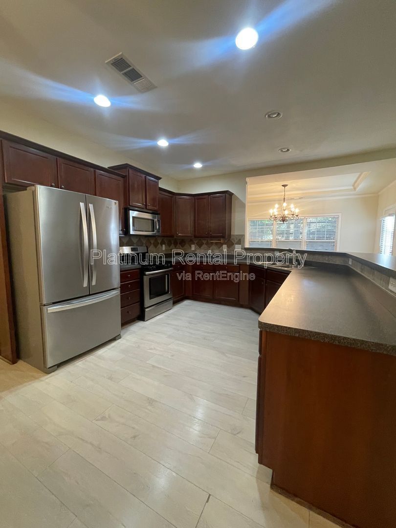 Stunning 3 bedroom townhome in a prime Kennesaw location, by Platinum Property Management Services, Inc. property image