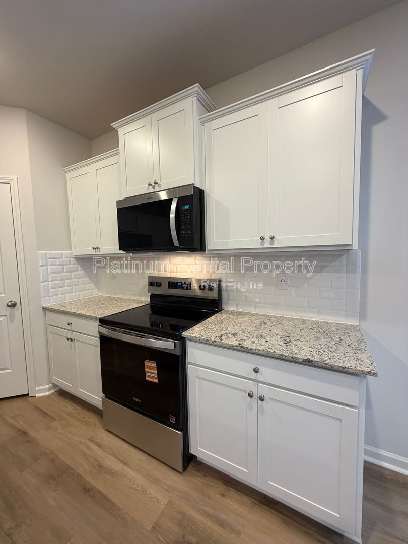 BRAND NEW 3-bedroom, 2.5-bathroom townhome just minutes away from downtown Dahlonega by Platinum Property Management Services, Inc. property image