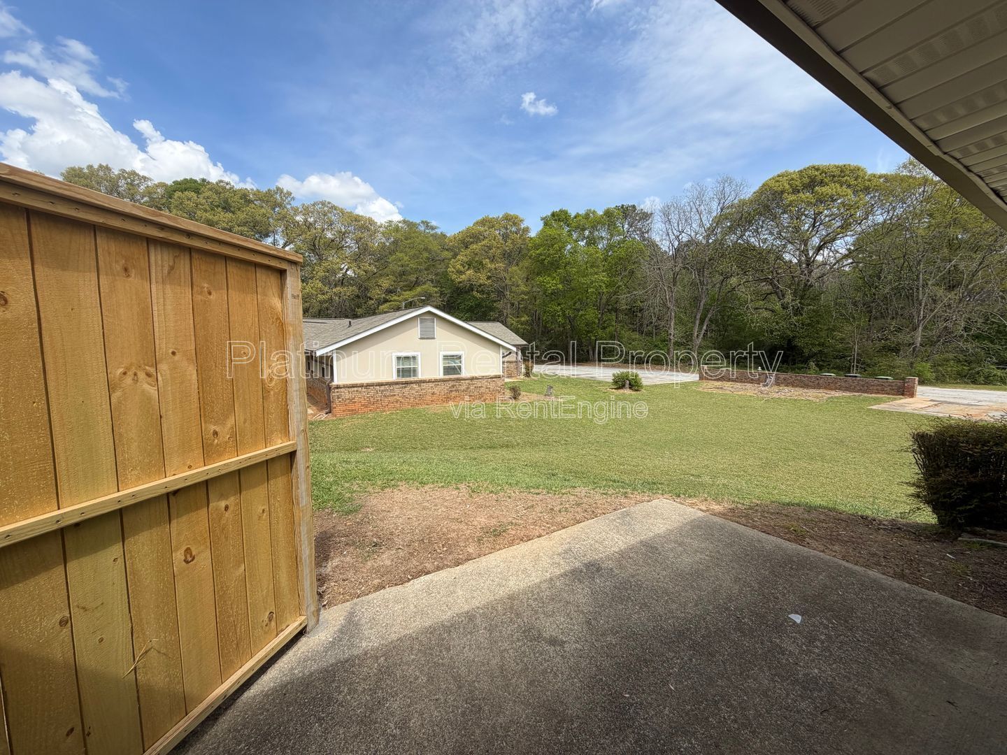 1 bedroom unit in Monroe for rent by Platinum Property Management Services, Inc. property image