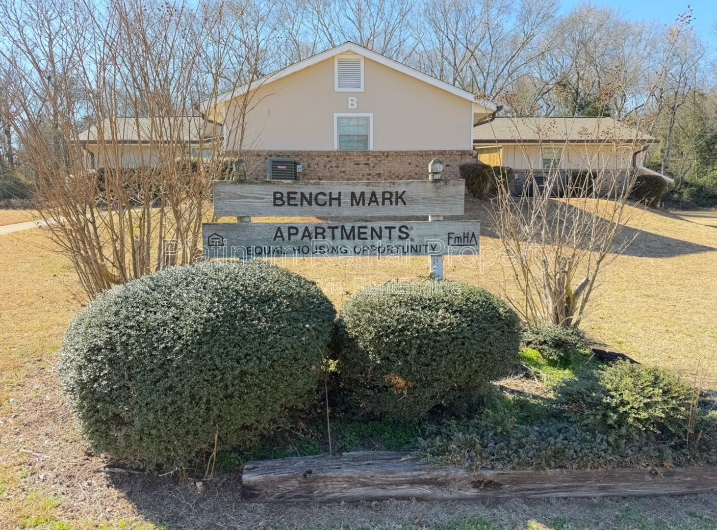 Well maintained 2 bedroom unit in Monroe for rent by Platinum Property Management Services, Inc. property image