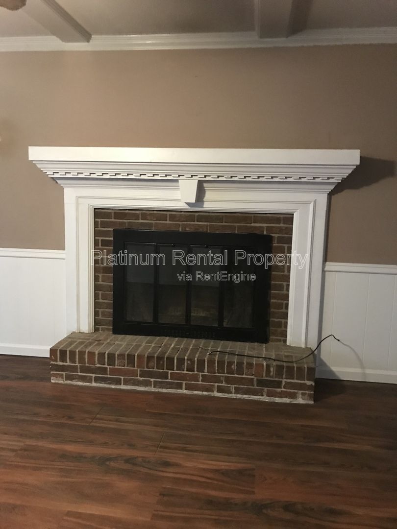 4 Bedroom Snellville Home in Summit Chase For Rent by Platinum Property Management Services, Inc. property image