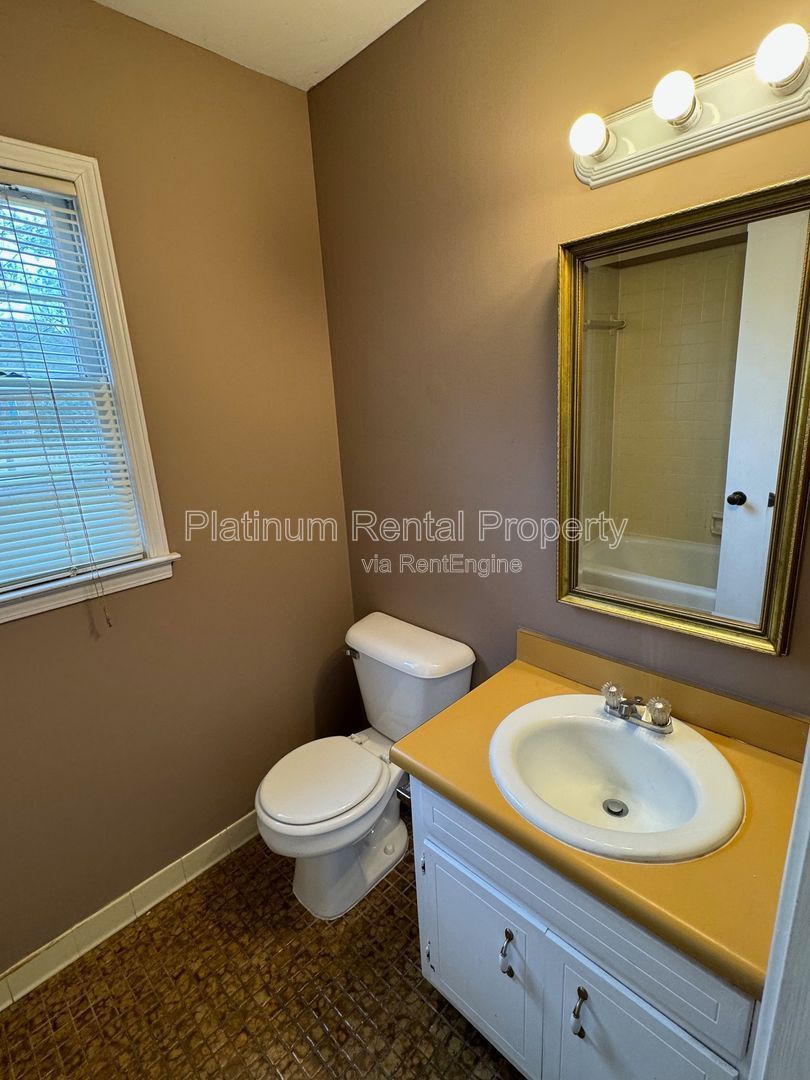 4 Bedroom Snellville Home in Summit Chase For Rent by Platinum Property Management Services, Inc. property image