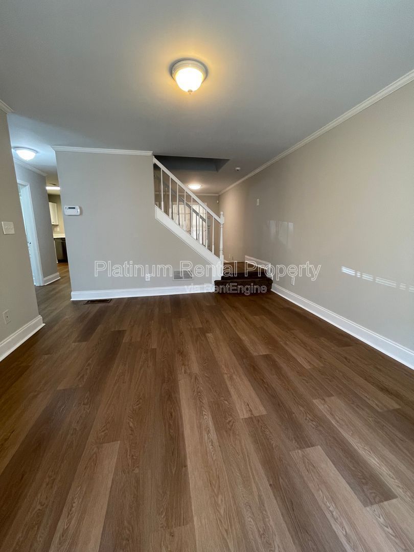 Charming, 3 bedroom home in the heart of south Atlanta, by Platinum Property Management Services, Inc. property image