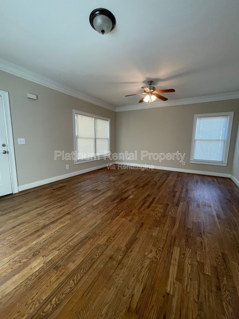 Charming, updated 3 bedroom near the Turner Field area in south Atlanta by Platinum Property Management Services, Inc. property image