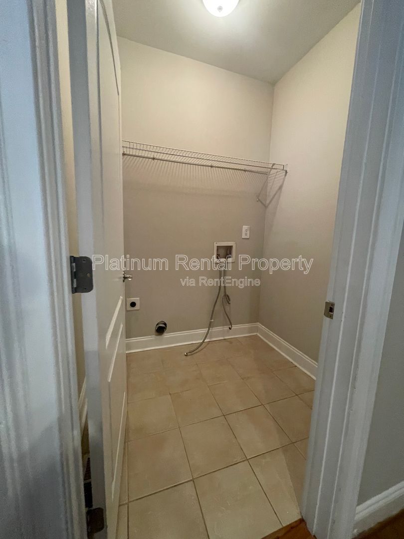 Charming, updated 3 bedroom near the Turner Field area in south Atlanta by Platinum Property Management Services, Inc. property image