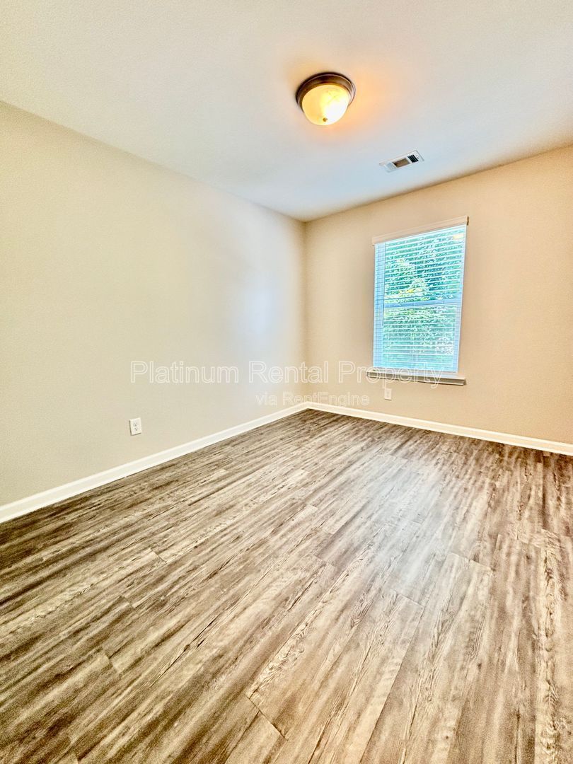 3 bedroom Union City Townhome for Rent by Platinum Property Management Services, Inc. property image