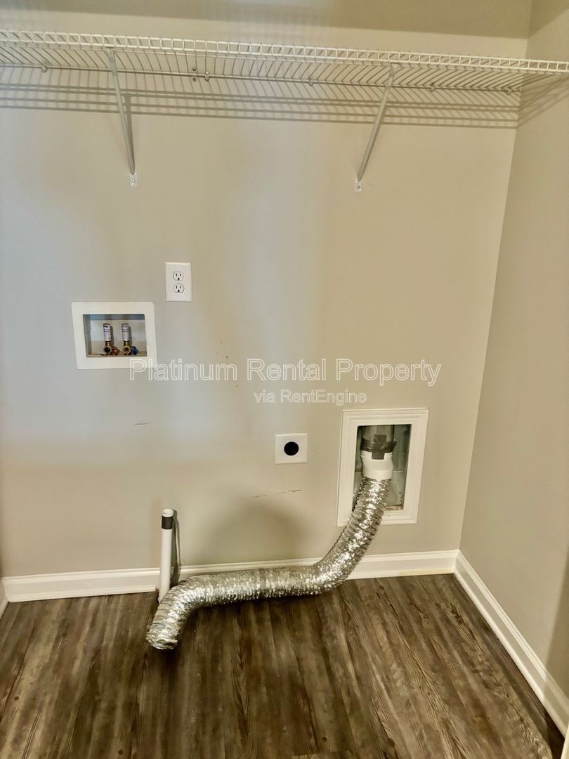 3 bedroom Union City Townhome for Rent by Platinum Property Management Services, Inc. property image