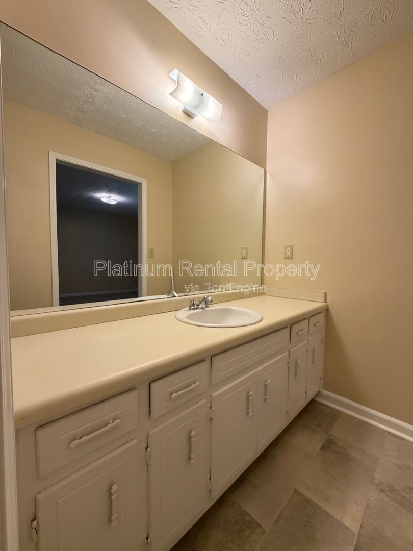 2 Bedroom END Unit Townhome in Lawrenceville for rent by Platinum Property Management Services, Inc. property image