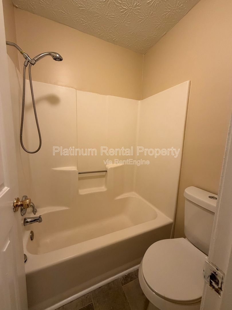 2 Bedroom END Unit Townhome in Lawrenceville for rent by Platinum Property Management Services, Inc. property image