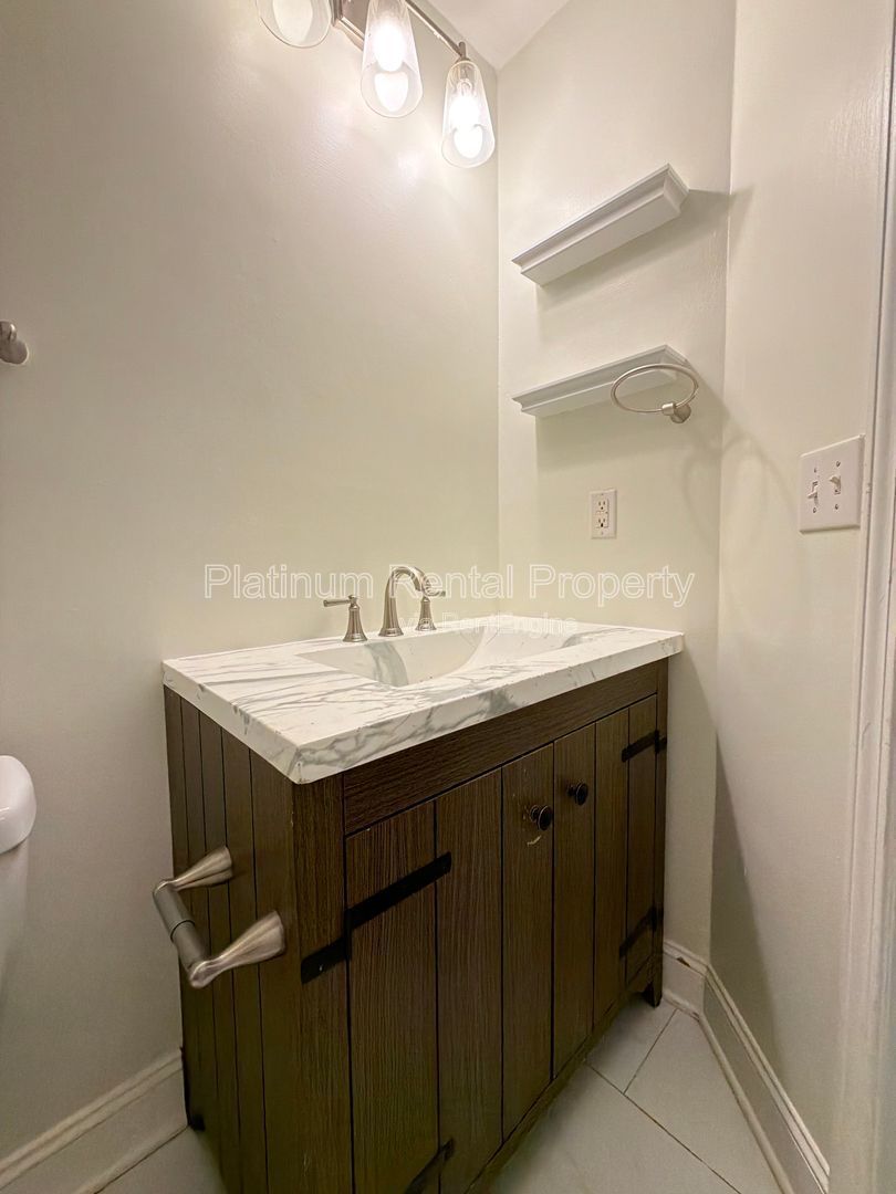 Olde Atlanta Club 4 bedroom Home for Rent in Suwanee by Platinum Property Management Services, Inc. property image