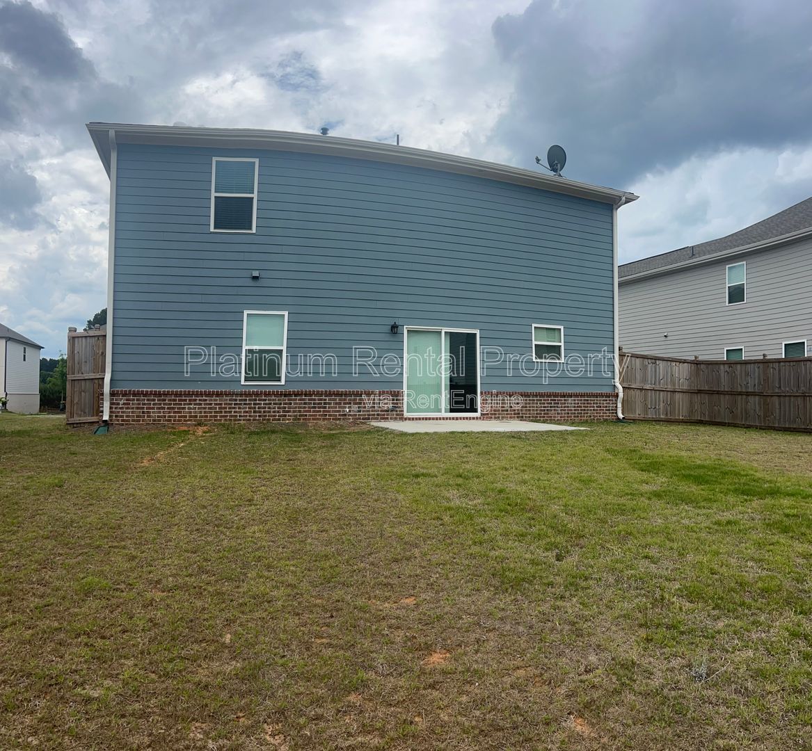 Welcome home to this amazing 4 bedroom home in desirable Loganville, by Platinum Property Management Services, Inc. property image