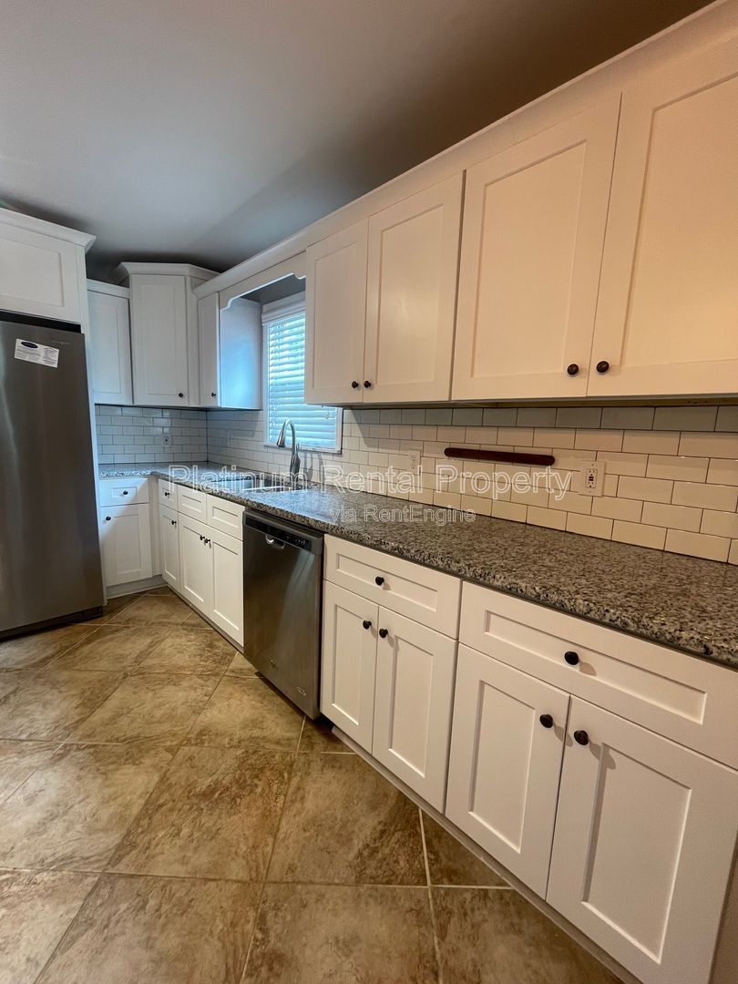 Fabulous 3 bedroom bungalow with large bedrooms in the heart of Decatur, by Platinum Property Management Services, Inc. property image