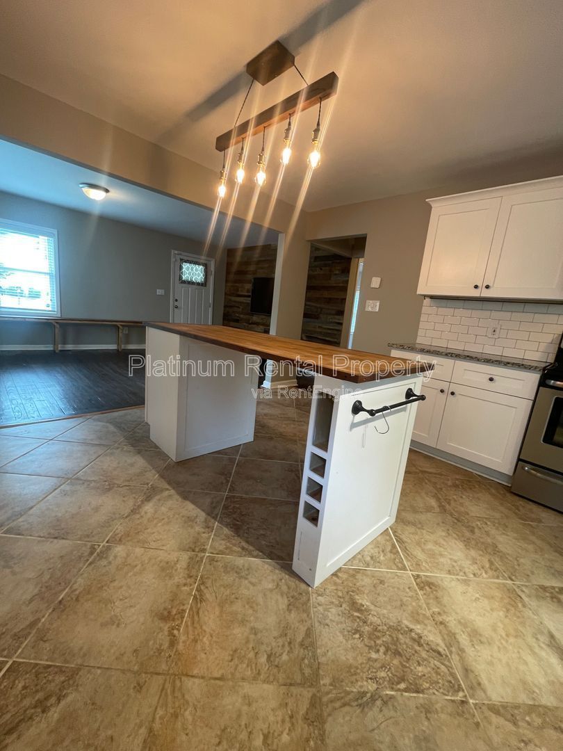 Fabulous 3 bedroom bungalow with large bedrooms in the heart of Decatur, by Platinum Property Management Services, Inc. property image