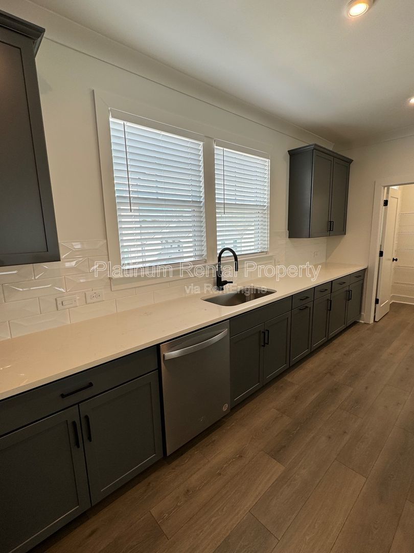 New 2024 Construction 3 Bedroom End Unit Townhome in Decatur by Platinum Property Management Services, Inc. property image