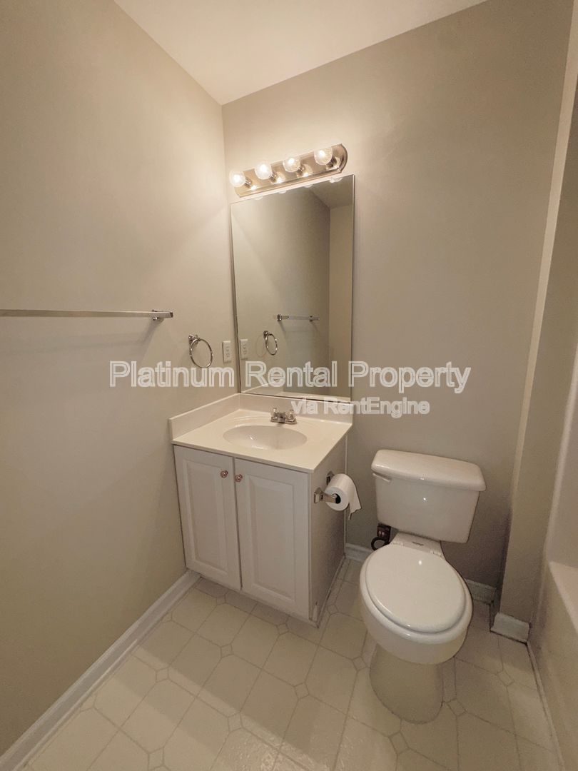 Beautiful and immaculate 5 bedroom home in sought after neighborhood by Platinum Property Management Services, Inc. property image