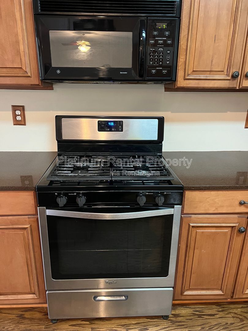 4 Bedroom home for rent in Cumming by Platinum Property Management property image