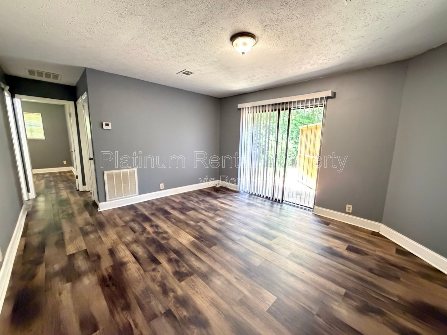 Well maintained 2 bedroom unit in Monroe for rent by Platinum Property Management Services, Inc. property image
