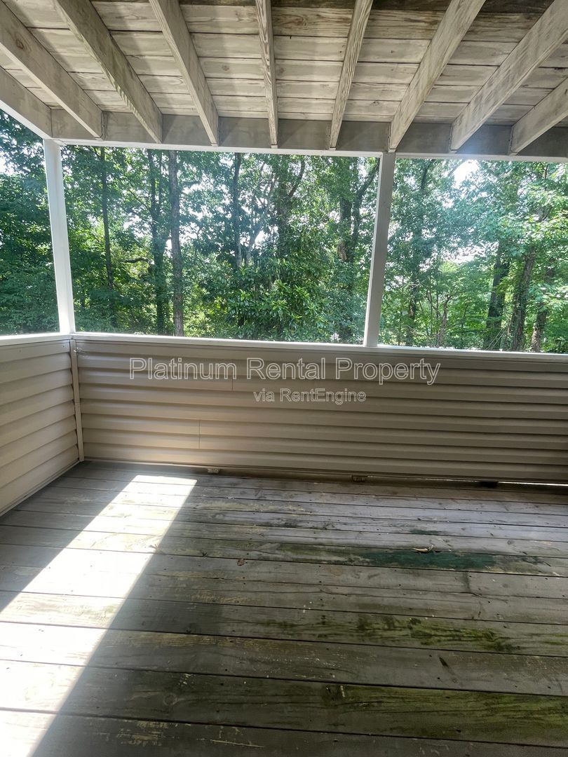 Uniquely, modern 2 bedroom condo in prime location near Powers Ferry Road, by Platinum Property Management Services, Inc. property image