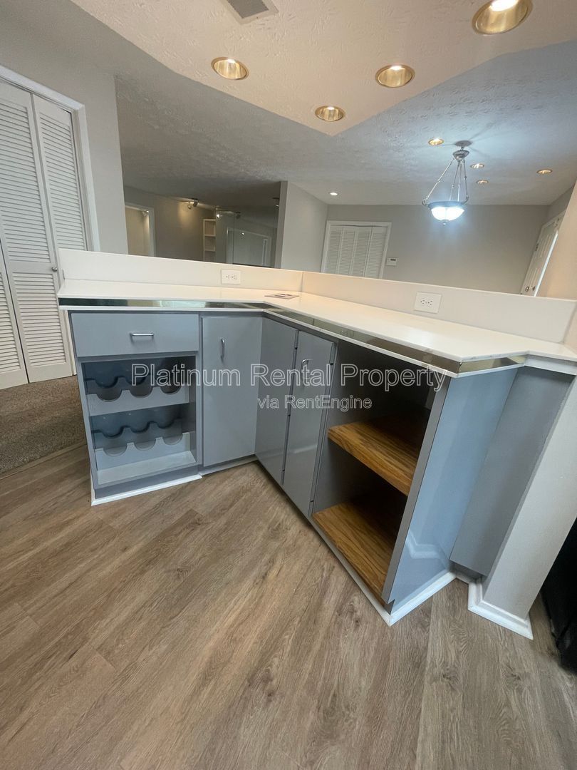 Uniquely, modern 2 bedroom condo in prime location near Powers Ferry Road, by Platinum Property Management Services, Inc. property image