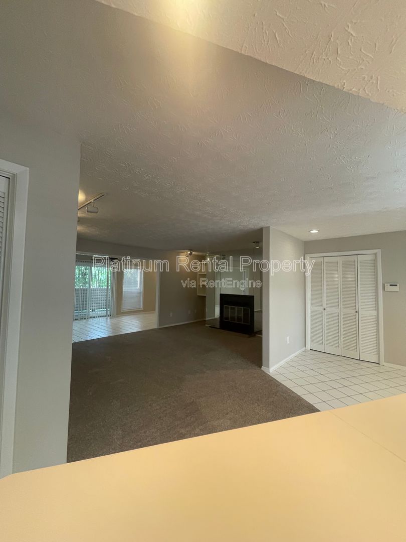 Uniquely, modern 2 bedroom condo in prime location near Powers Ferry Road, by Platinum Property Management Services, Inc. property image