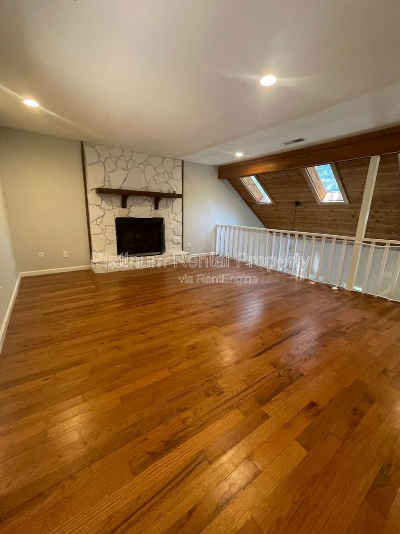 Fabulous, 4 bedroom hidden gem in prestigious East Cobb, by Platinum Property  Management Services, Inc. property image
