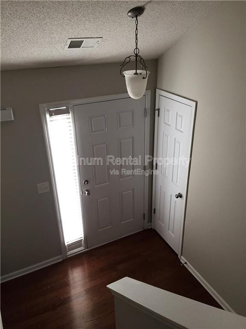 Wonderful 3 bedroom home in desirable Loganville by Platinum Property Management Services, Inc. property image