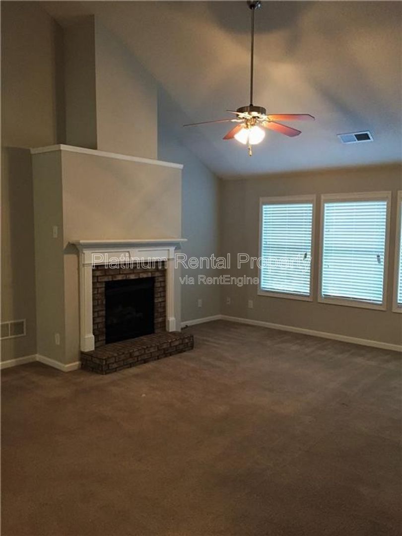 Wonderful 3 bedroom home in desirable Loganville by Platinum Property Management Services, Inc. property image