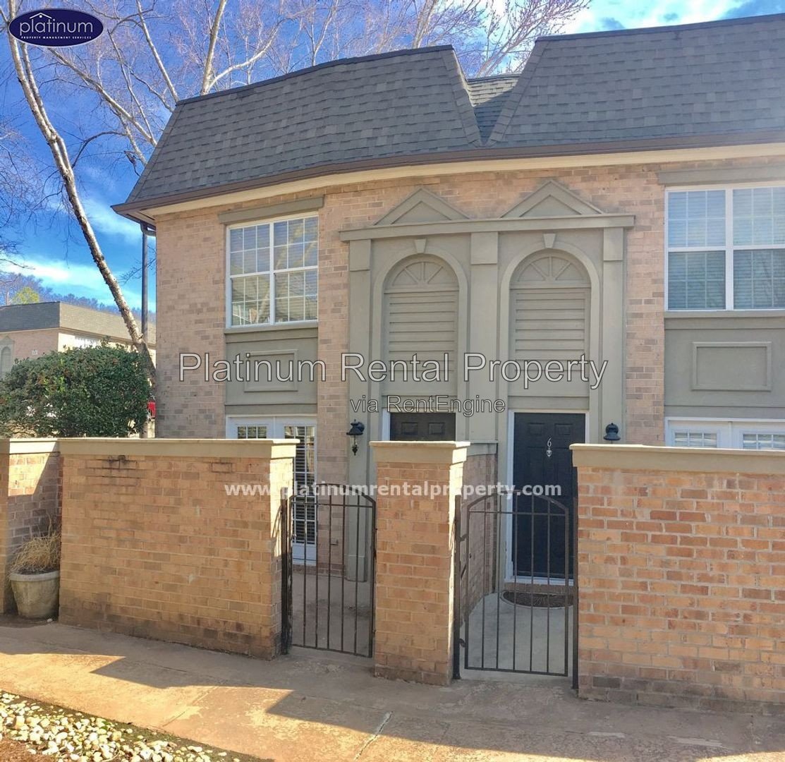 Wonderful opportunity to live in convenient Sandy Springs at an unbeatable price! This awesome one bedroom is featured by Platinum Property Management Services, Inc. property image
