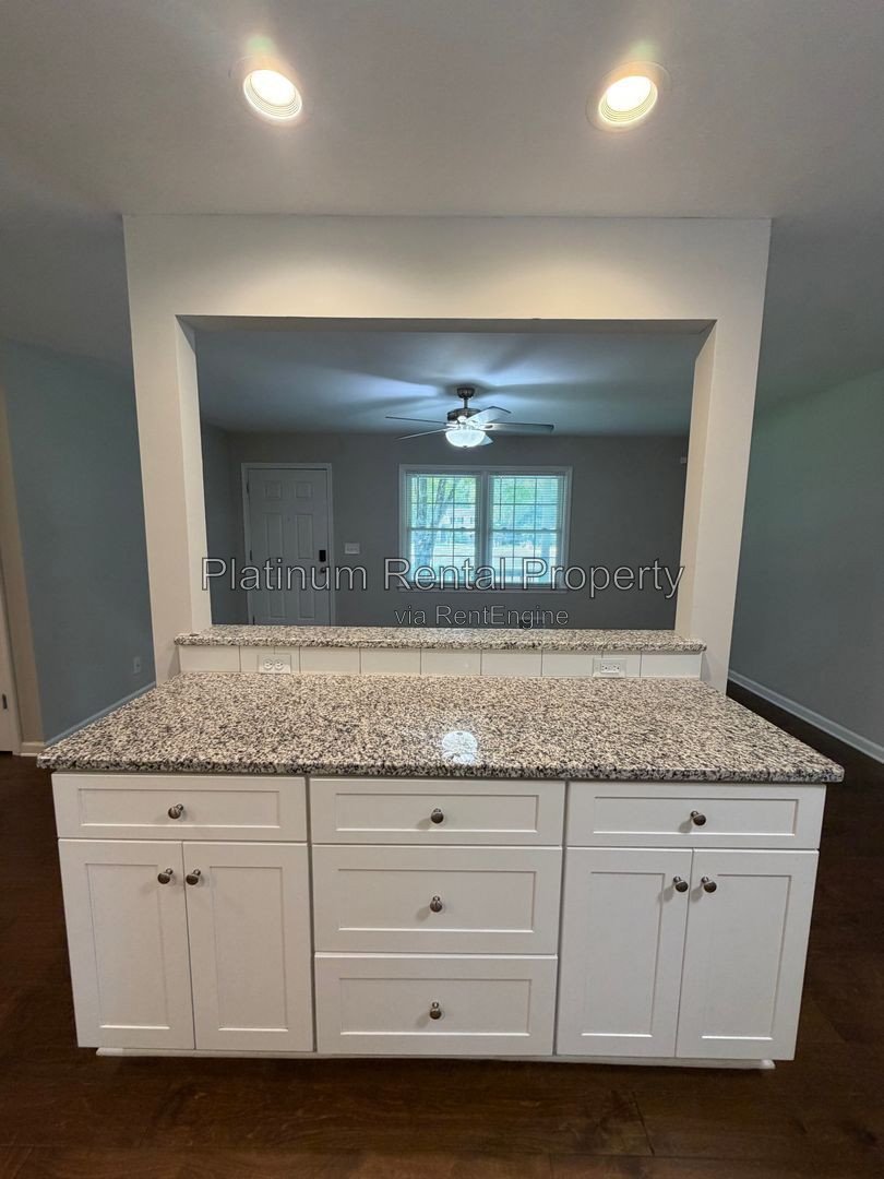 RENOVATED 3 bedroom Ranch home for rent in Kennesaw by Platinum Property Management Services, Inc. property image