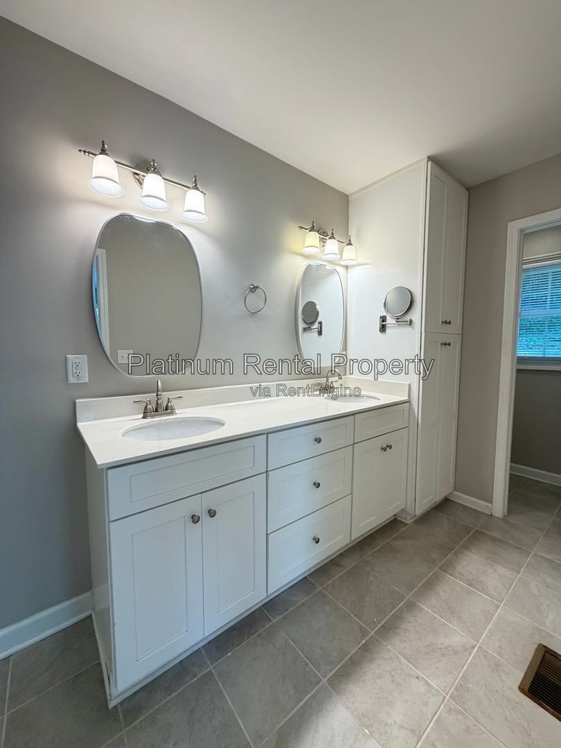 RENOVATED 3 bedroom Ranch home for rent in Kennesaw by Platinum Property Management Services, Inc. property image