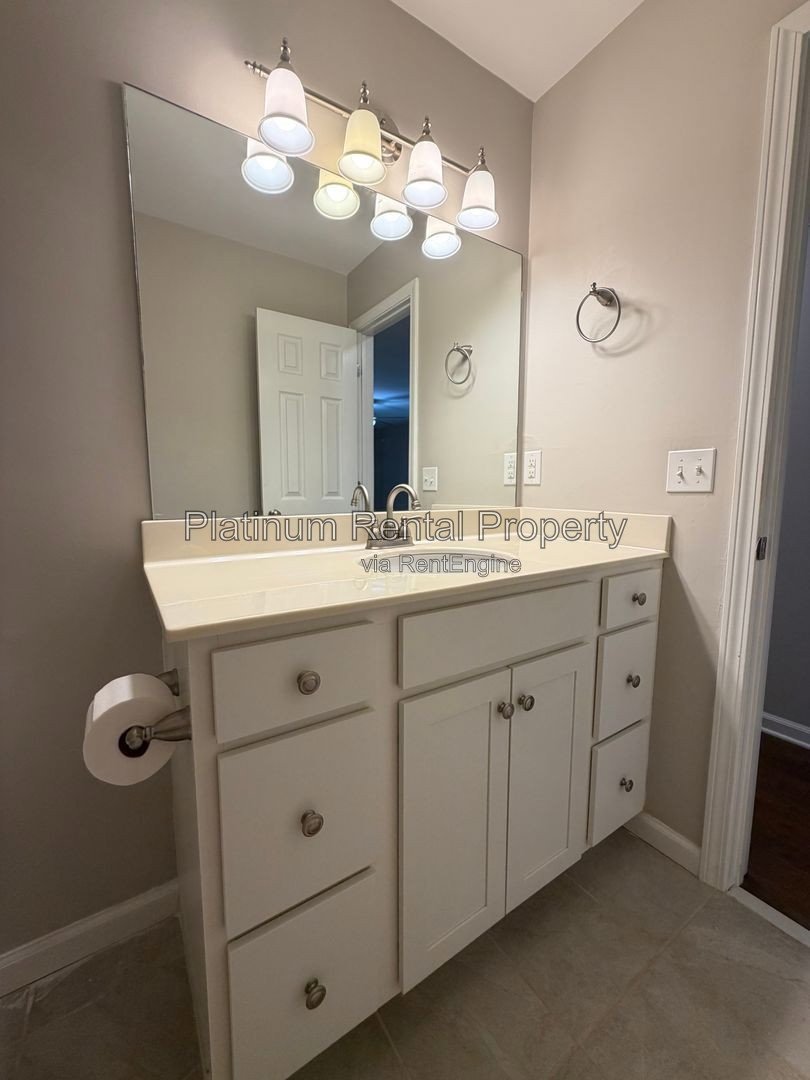 RENOVATED 3 bedroom Ranch home for rent in Kennesaw by Platinum Property Management Services, Inc. property image