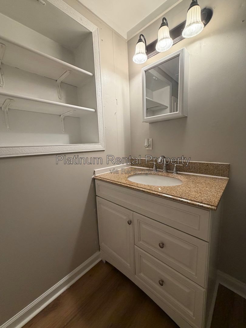 Updated 2 Bedroom Ranch home in Hapeville for rent by Platinum Property Management Services, Inc. property image