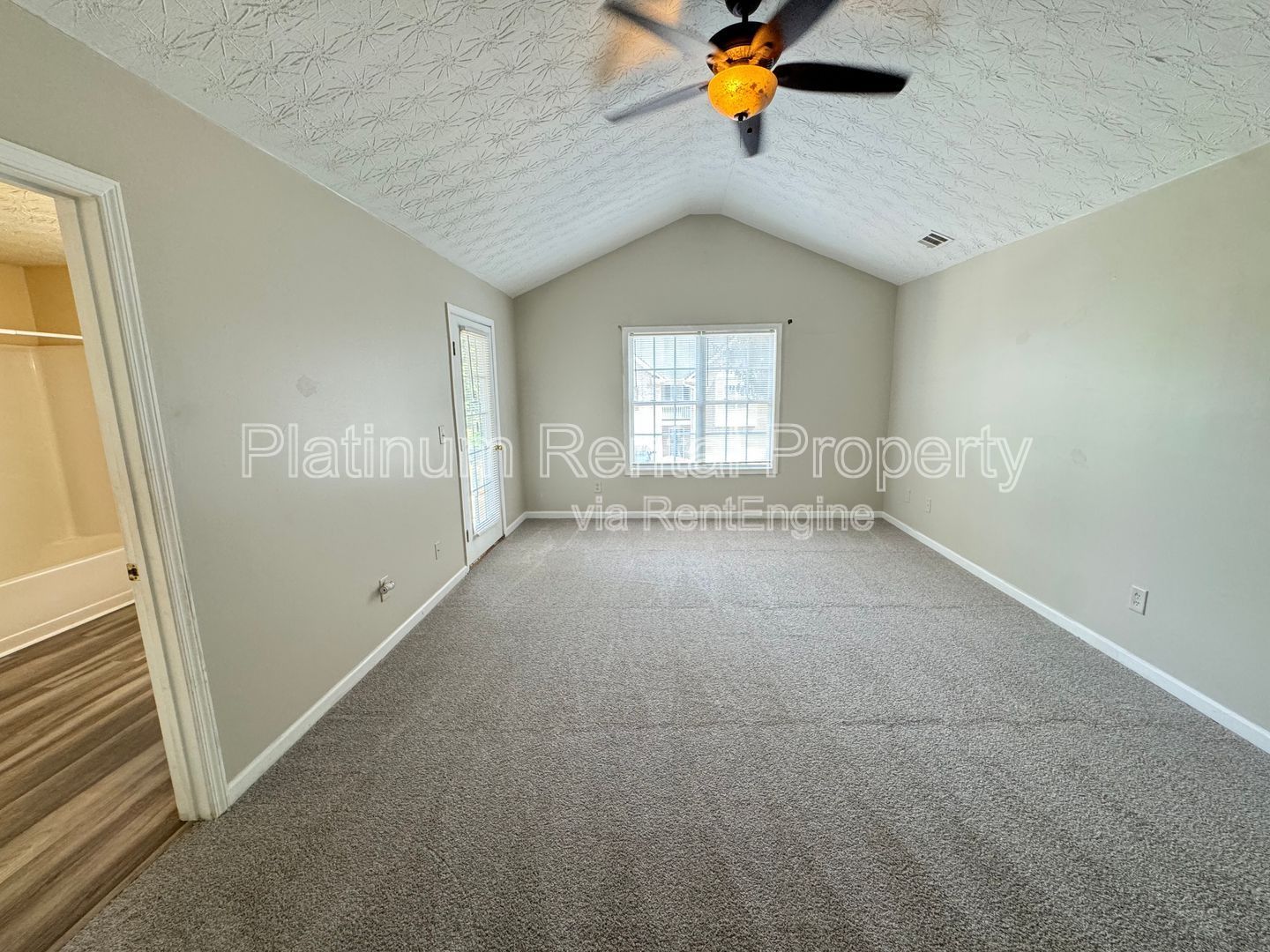 1823 Broadway St property image