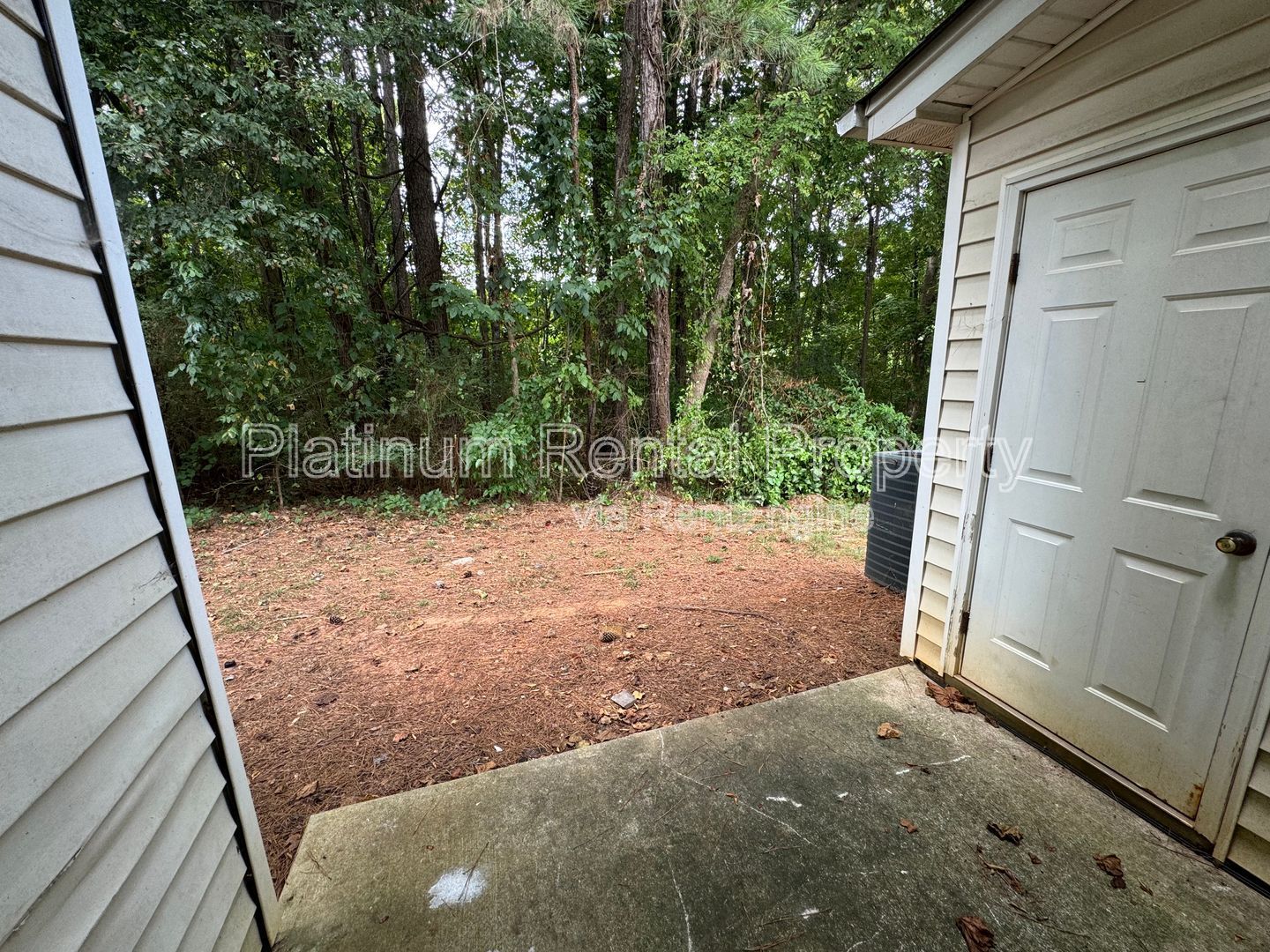 1823 Broadway St property image