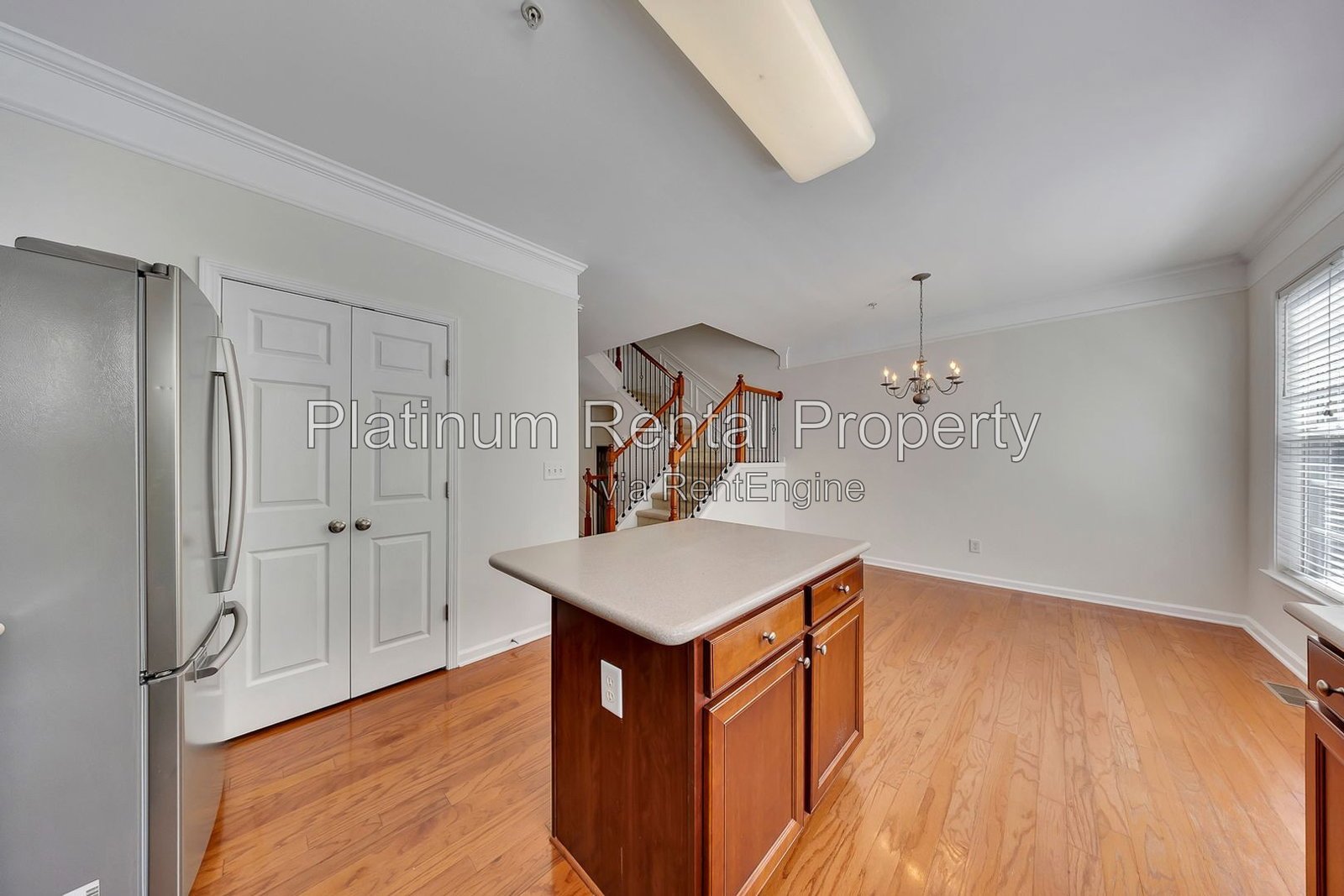 Fabulous, 3 Bedroom, END UNIT townhome in desirable Woodstock by Platinum Property Management Services, Inc. property image
