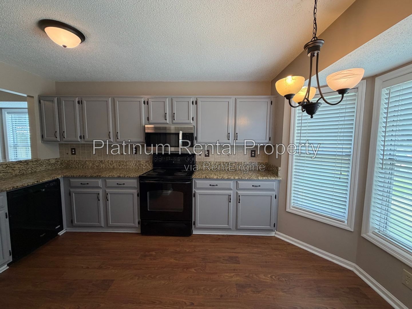 Charming 2 Bedroom Townhome in Smyrna for rent by Platinum Property Management Services, Inc. property image