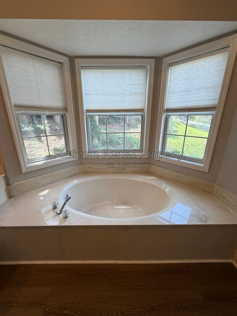Charming 2 Bedroom Townhome in Smyrna for rent by Platinum Property Management Services, Inc. property image