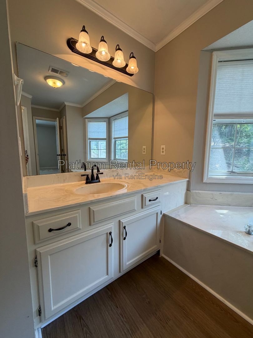 Charming 2 Bedroom Townhome in Smyrna for rent by Platinum Property Management Services, Inc. property image