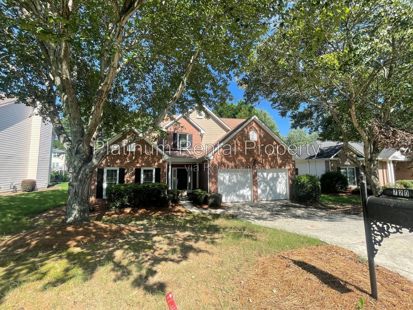 Wonderful, 3 bedroom home with primary suite on the main in one of the most sought after areas in Suwanee, by Platinum Property Management Services, Inc. property image